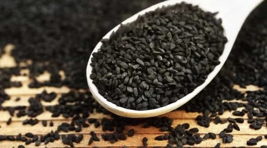 طرز تهیه دمنوش سیاه دانه برای لاغری