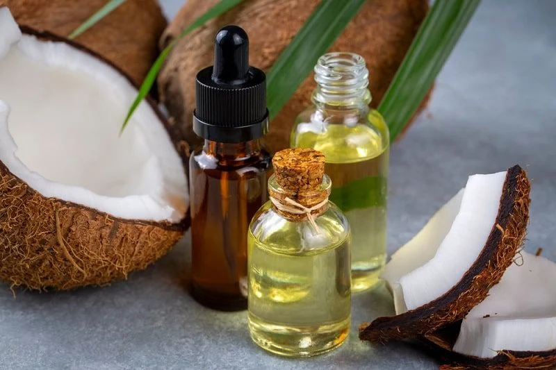 روغن نارگیل برای مو: راهی آسان برای داشتن موهای سالم و زیبا