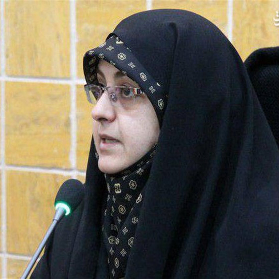 نویسنده کتاب جواهرانه : نعیمه اسلاملو